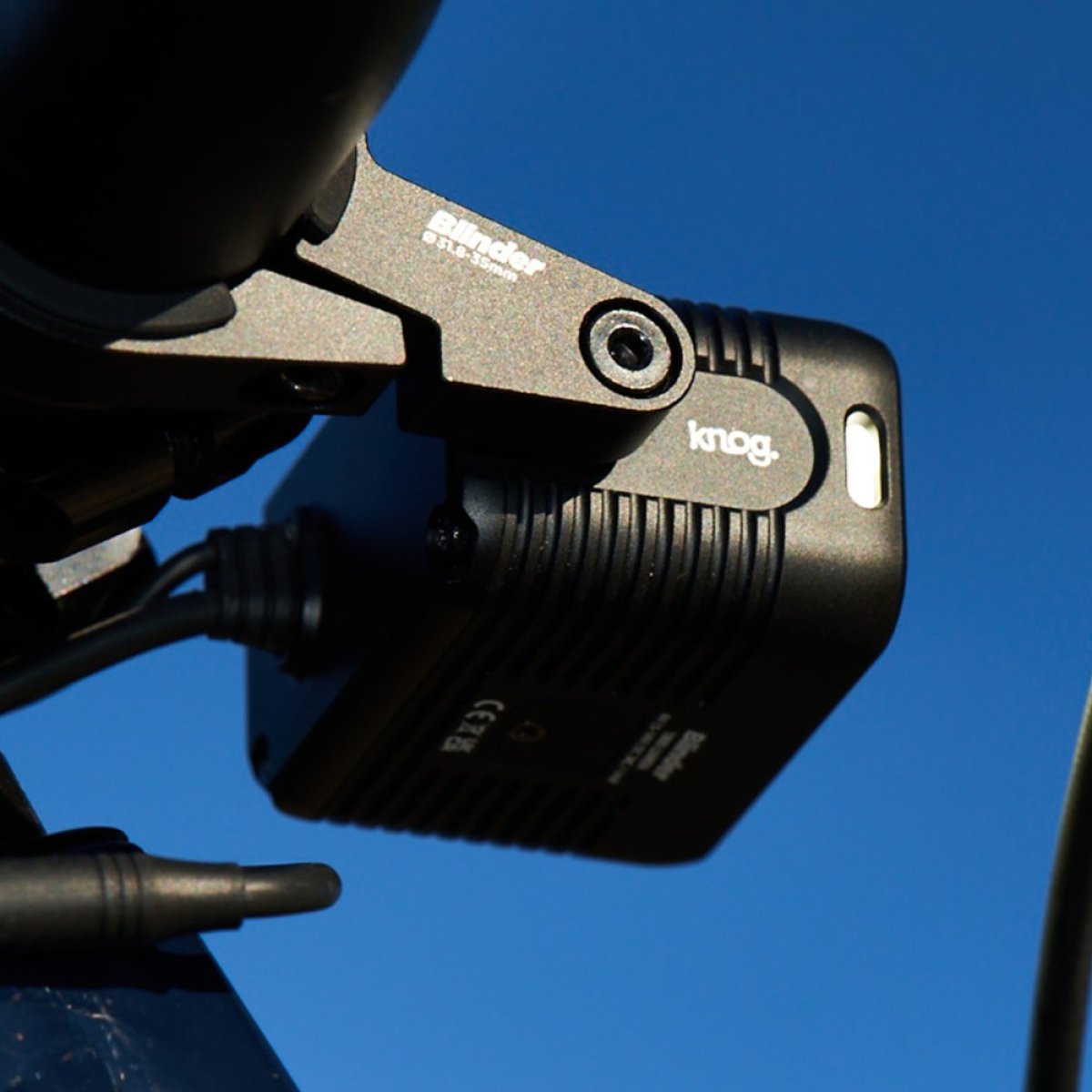 Knog Light, Blinder X 1800 + External Battery 2 Knog Light, Blinder X 1800 + External Battery - Image 2