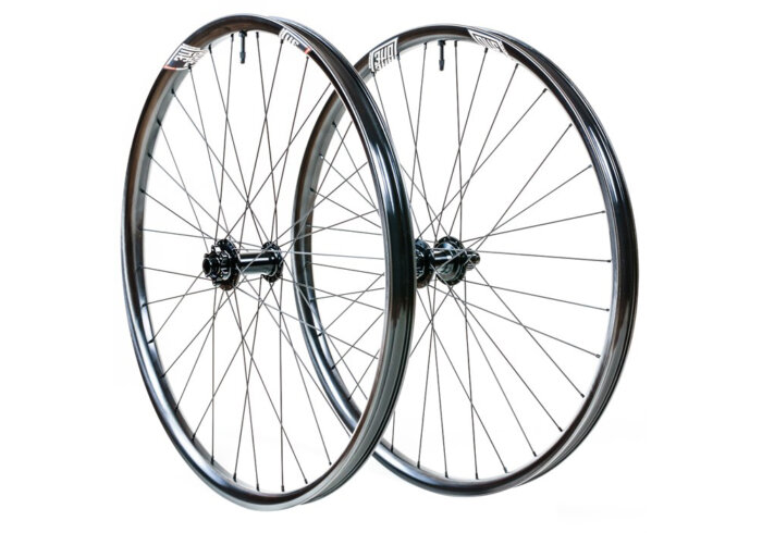 We Are One Union (EN) Industry Nine 1/1 Boost Wheelset