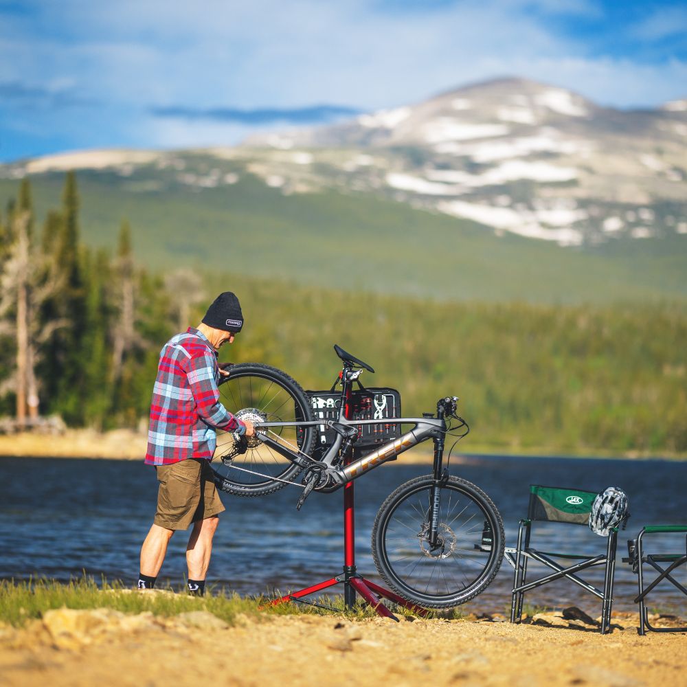 FEEDBACK SPORTS - PRO MECHANIC HD BIKE REPAIR STAND 6 FEEDBACK SPORTS - PRO MECHANIC HD BIKE REPAIR STAND - Image 6