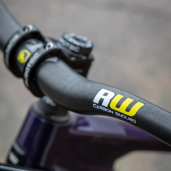 Burgtec RideWide Carbon Enduro Handlebar 2 Burgtec RideWide Carbon Enduro Handlebar - Image 2
